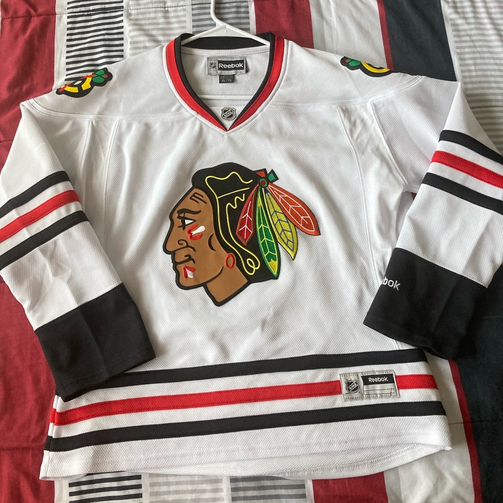 Chicago Blackhawks hockey jersey